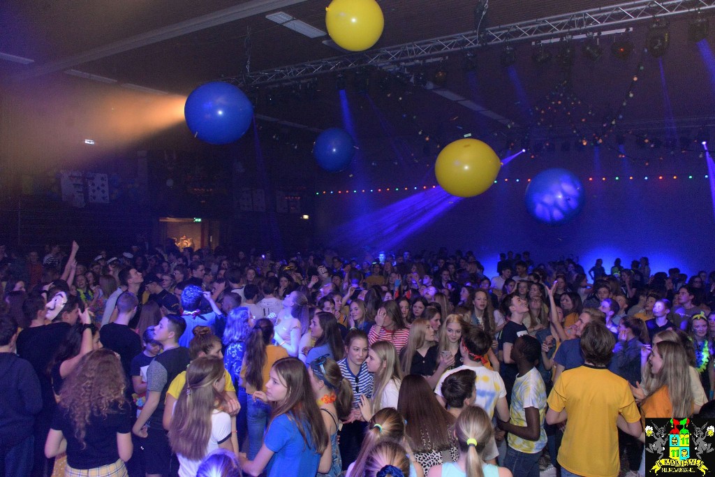 ../Images/Jeugddisco Kokkerhout bekent kleur 151.jpg